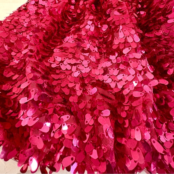 Hot pink sequin skirt - Picture 6 of 6